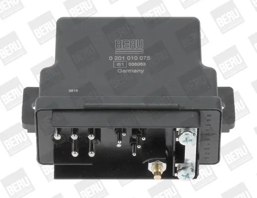 Relê das velas de incandescência на Mercedes Bus 207-310 (601)