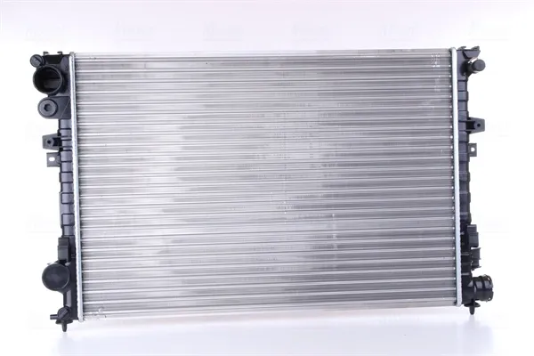 Radiador de esfriamento de motor 61875A Nissens