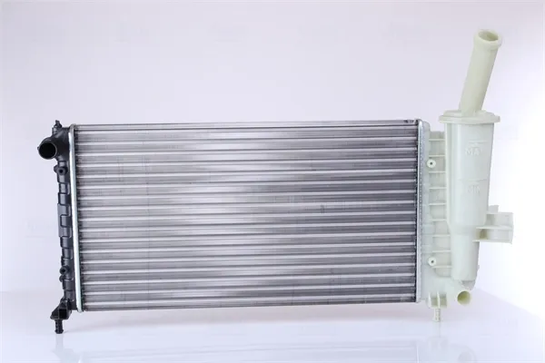 Radiador de esfriamento de motor 61764 Nissens