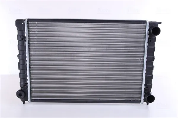 Radiador de esfriamento de motor 651811 Nissens