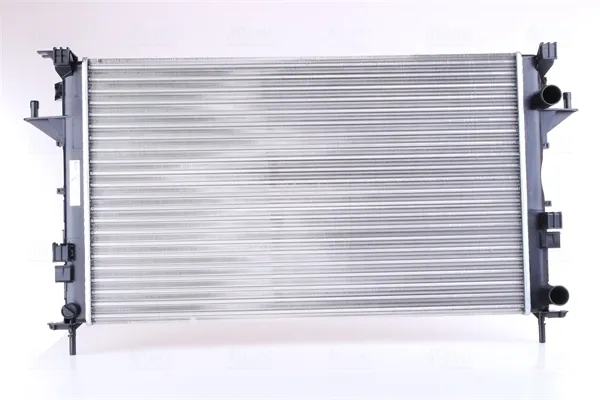 Radiador de esfriamento de motor 63813 Nissens