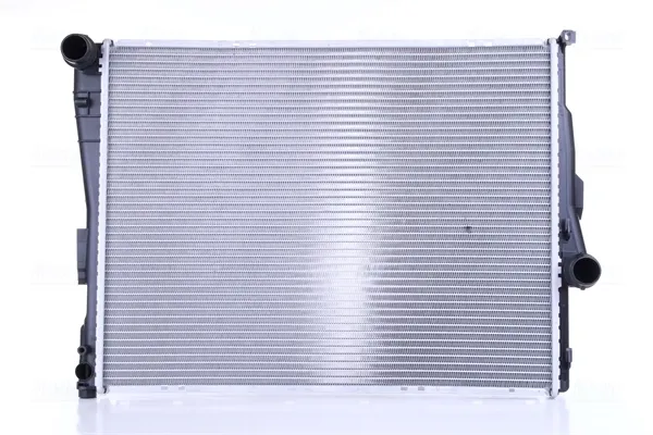 Radiador de esfriamento de motor 60782A Nissens