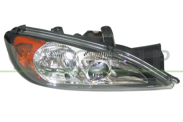 Luz direita Nissan Primera P11