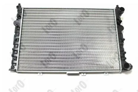 Radiador de esfriamento de motor Alfa Romeo GT 937