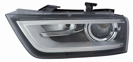 Luz direita Audi Q3 8UB, 8UG