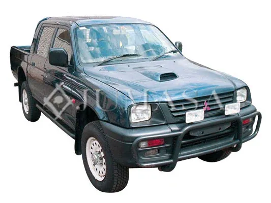 Guarda-barras direito do pára-lama dianteiro Mitsubishi L 200 III