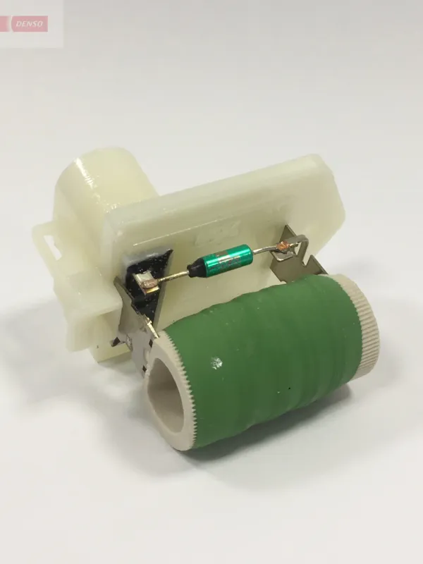 Regulador de revoluções de ventilador de esfriamento (unidade de controlo) DRS09025 Denso