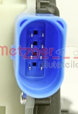  Fecho da porta dianteira esquerda Skoda Octavia 