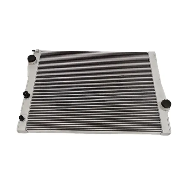 Radiador de esfriamento de motor 7533472 BMW