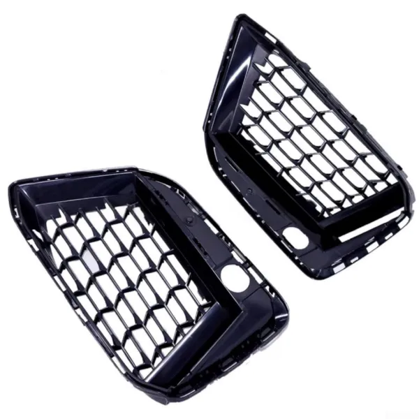Grelha esquerda do pára-choque dianteiro 51118098669 BMW