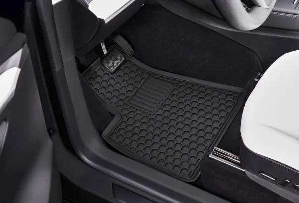 Tapete dianteiro, kit de 2 un. 51472443985 BMW