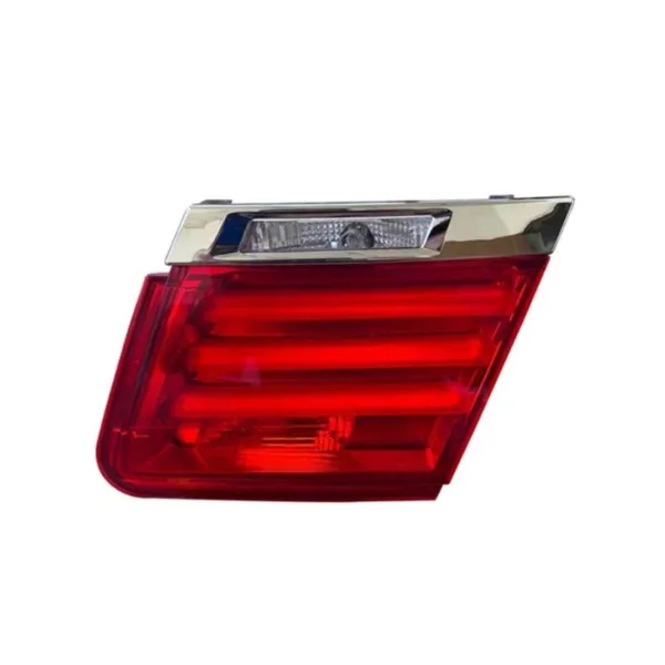 Lanterna traseira esquerda externa 63217182197 BMW