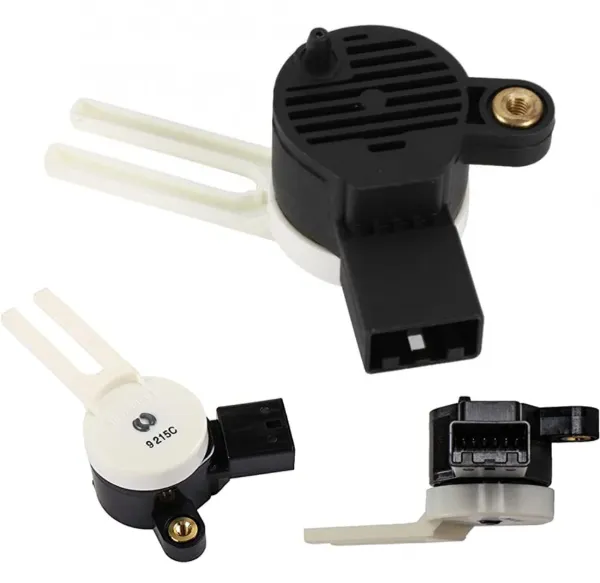 Sensor de posição de pedal de embraiagem 13597422 General Motors