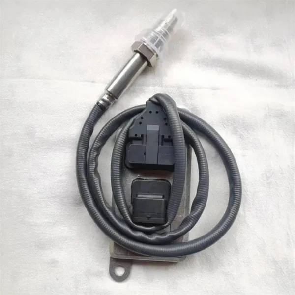 Sensor de óxidos de nitrogênio NOX 41271167 Iveco