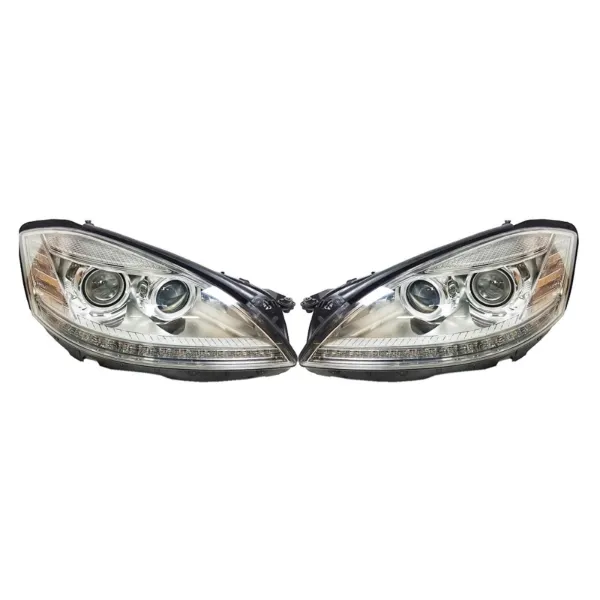 Luz direita A2218206861 Mercedes