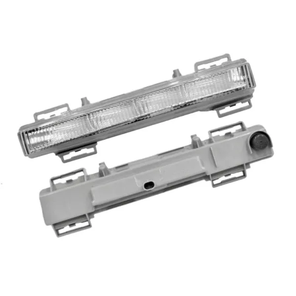 Luzes máximas direitas A0999065800 Mercedes