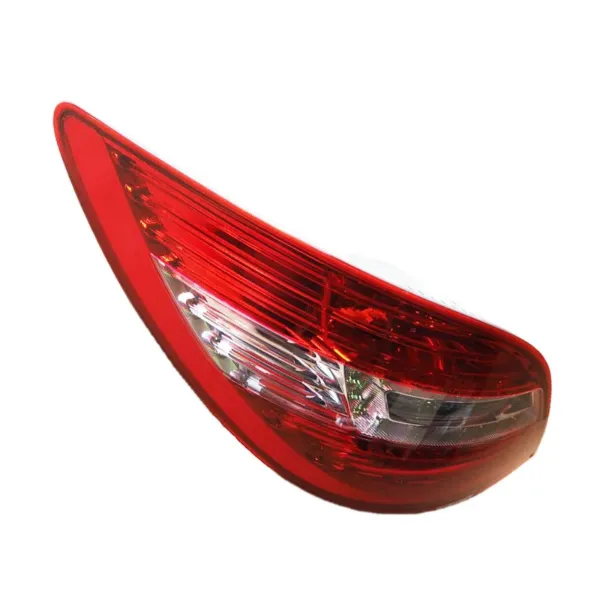 Lanterna traseira direita A2518202064 Mercedes
