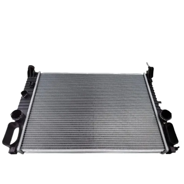 Radiador de esfriamento de motor 2115000202 Mercedes