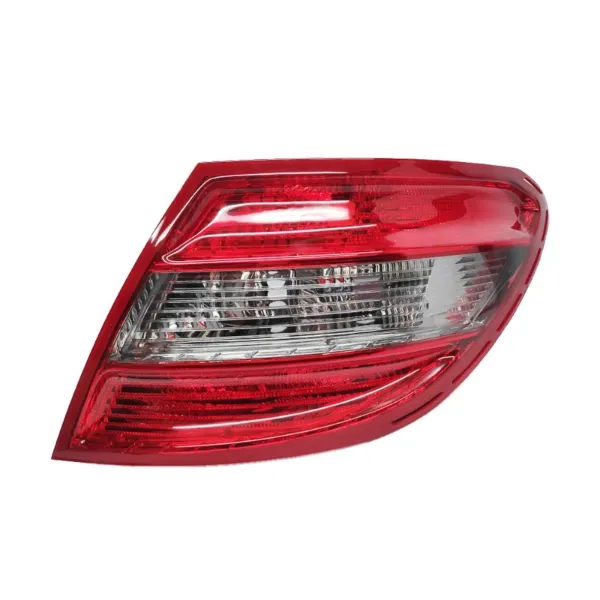 Lanterna traseira direita 2048203064 Mercedes
