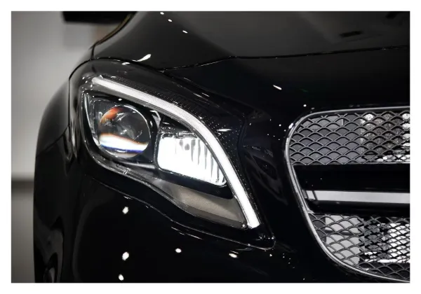 Luz direita A1569067000 Mercedes