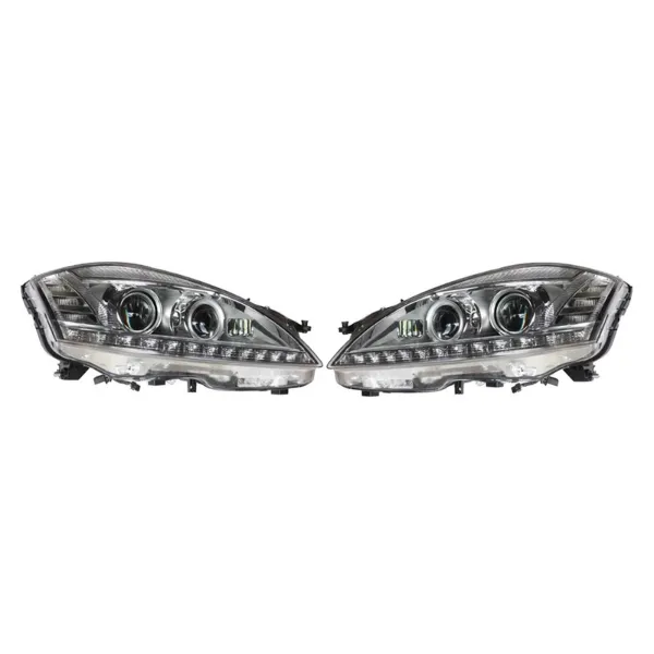 Luz esquerda A2218207339 Mercedes