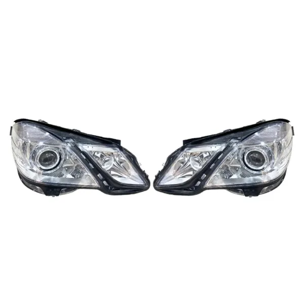 Luz direita A2128200261 Mercedes