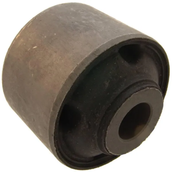 Braço oscilante (tração) longitudinal inferior esquerdo de suspensão traseira 4113A091 Mitsubishi