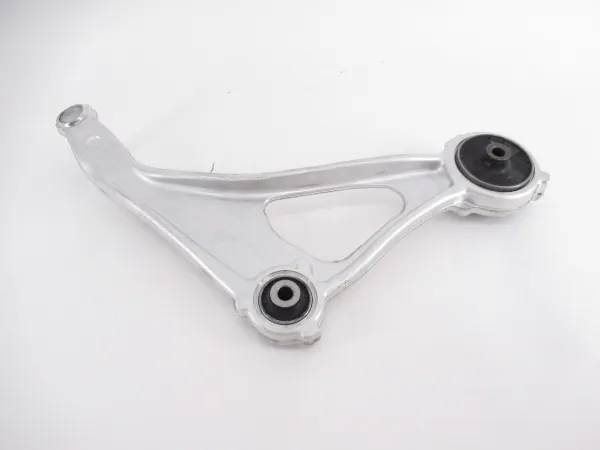 Braço oscilante inferior esquerdo de suspensão dianteira 545019HP0A Nissan/Infiniti