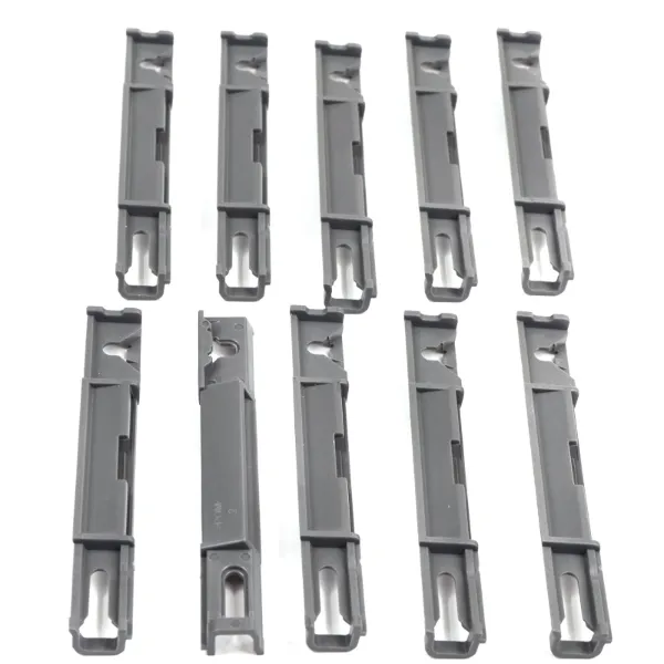 Cápsula (prendedor) de fixação de moldura de pára-brisas 9685570180 Peugeot/Citroen