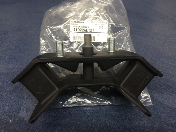 Coxim de transmissão (suporte da caixa de mudança) 41022AE121 Subaru