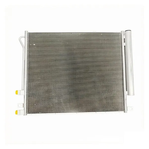 Radiador de aparelho de ar condicionado 6840035000 Ssang Yong