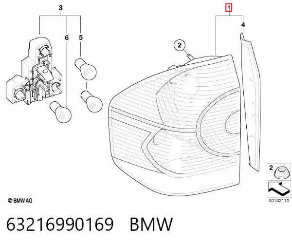 Lanterna traseira esquerda externa 63216990169 BMW