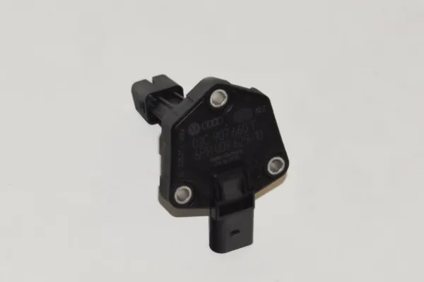 Sensor do nível de óleo de motor 03C907660T VAG