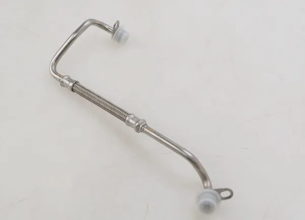Tubo (mangueira) de fornecimento de óleo de turbina 06L145778T VAG