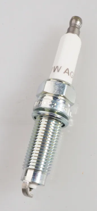 Vela de ignição 101905622 VAG