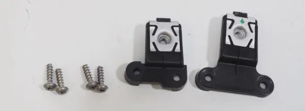 Consola (adaptador) de fixação da luz dianteira esquerda 2G0998225 VAG