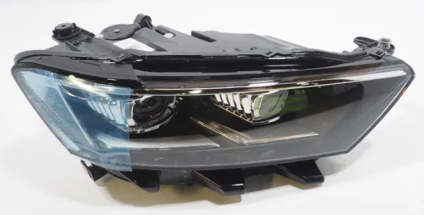 Luz direita 2GA941774 VAG