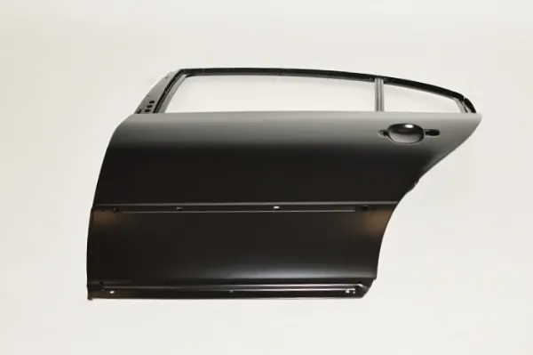 Porta traseira esquerda 3U5833051B VAG
