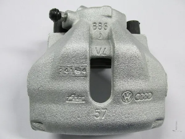 Suporte do freio dianteiro direito 4B0615124 VAG