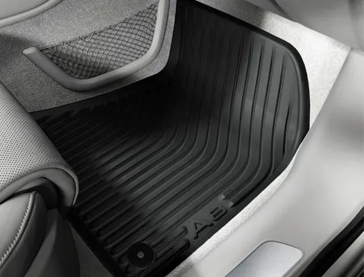 Tapete traseiro, kit de 2 un. 4H0061511AY2 VAG
