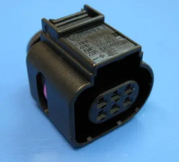 Desengate (ficha) da luz traseira 4H0973713 VAG