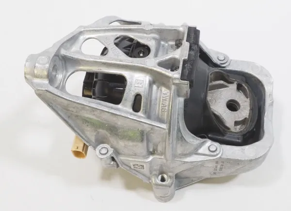 Coxim (suporte) esquerdo de motor 4M0199371GM VAG