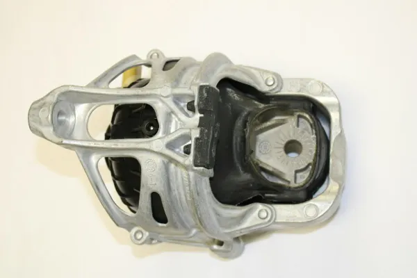 Coxim (suporte) direito de motor 4M0199372FC VAG
