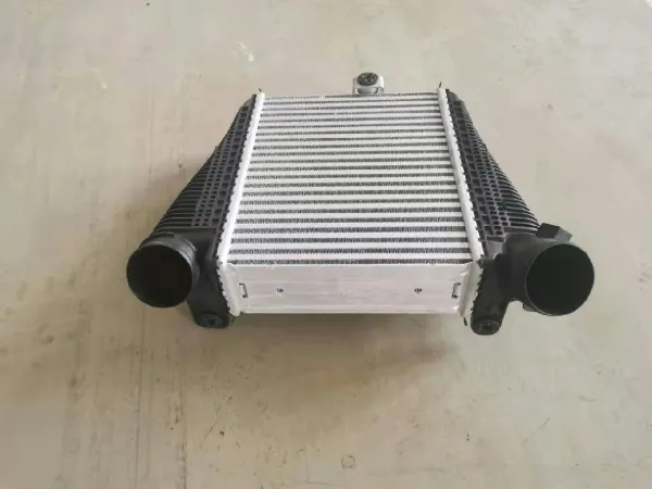 Radiador de intercooler 4N0145805Q VAG