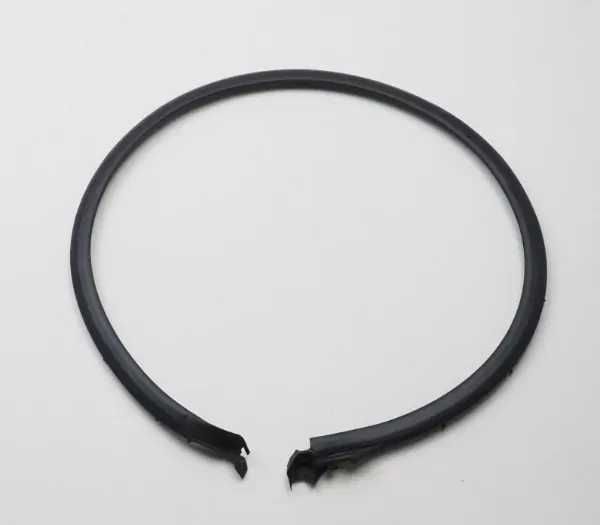Compactador da porta traseira direita (na porta) 5G9839700B VAG