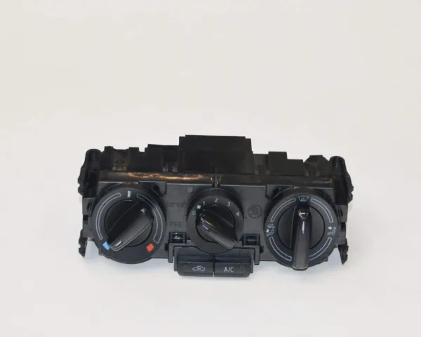 Unidade de controlo dos modos de aquecimento/condicionamento Skoda Rapid NH3, NK3, NK6