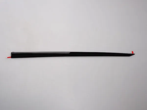 Moldura da porta dianteira esquerda inferior 5NA853331 VAG