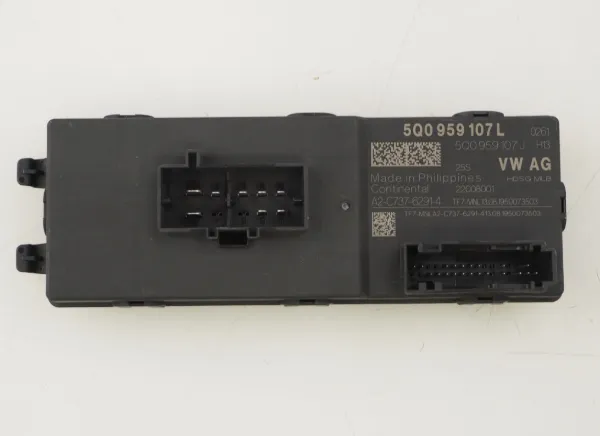 Módulo de direção (Centralina eletrônica) de abertura de tampa de porta-malas (de 3ª/5ª porta traseira) 5Q0959107L VAG