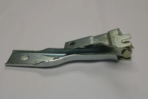 Gozno da capota esquerdo 6R0823301B VAG