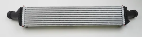 Radiador de intercooler 8K0145805R VAG